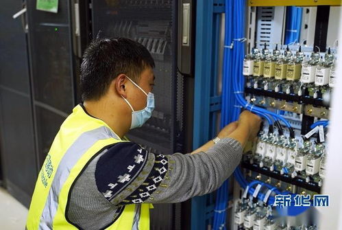 新春走基層 春運通信暢通保障忙，移動通信設備背后的守護者